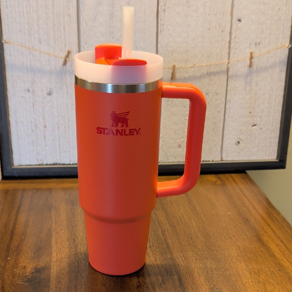 Stanley Quencher - 30 Oz - Hot Coral
